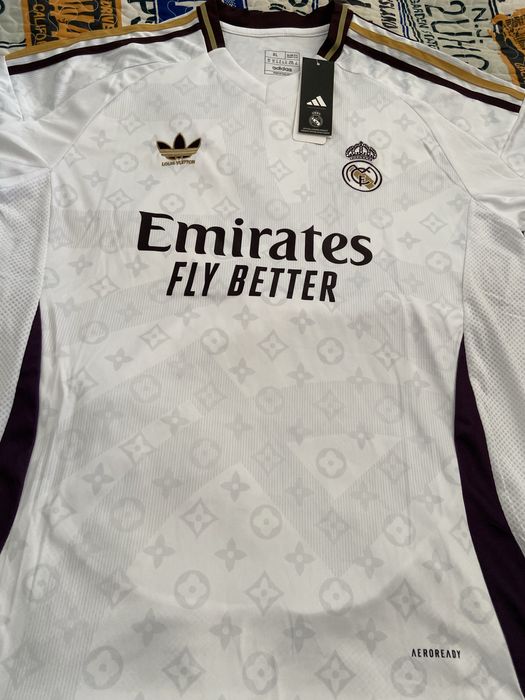 Camisola Real Madrid especial