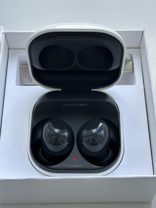 Нові Навушники Galaxy Buds 2