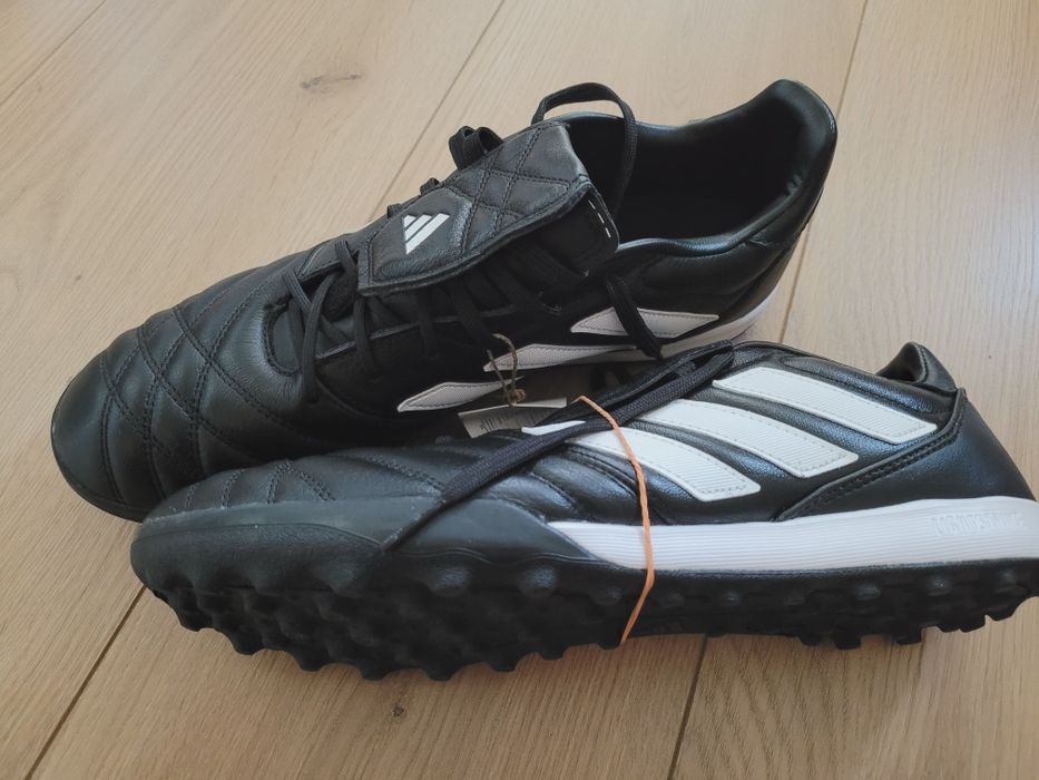 Adidas  copa  44 EU/ Fr