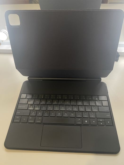 Ipad pro 12.9 (6 geração) + teclado + apple pencil