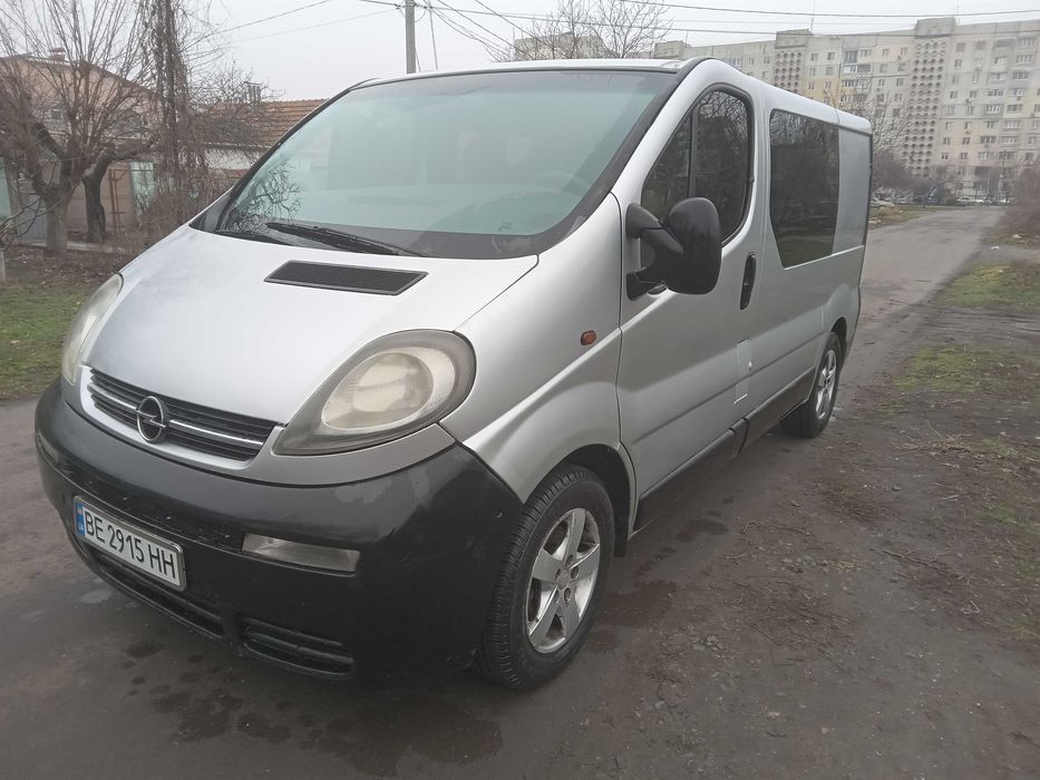 Opel Vivaro 2003