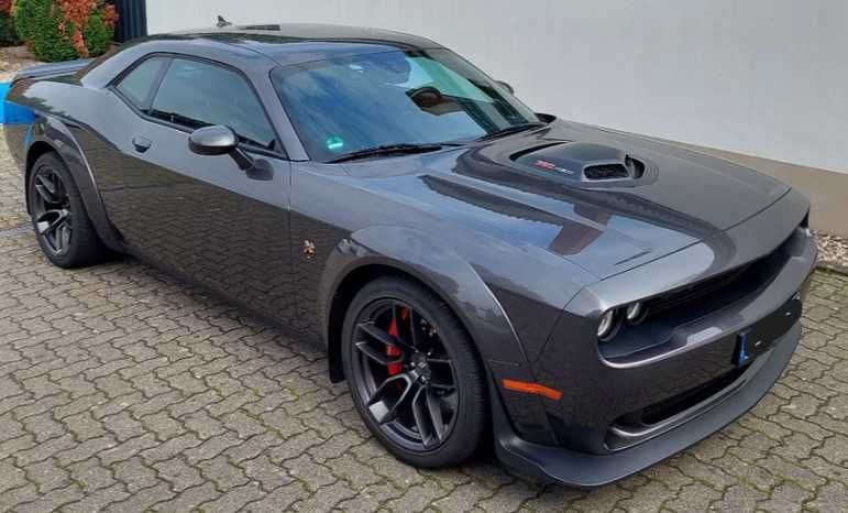 Бампер Dodge Challenger Scat Pack Widebody Shaker розборка шрот