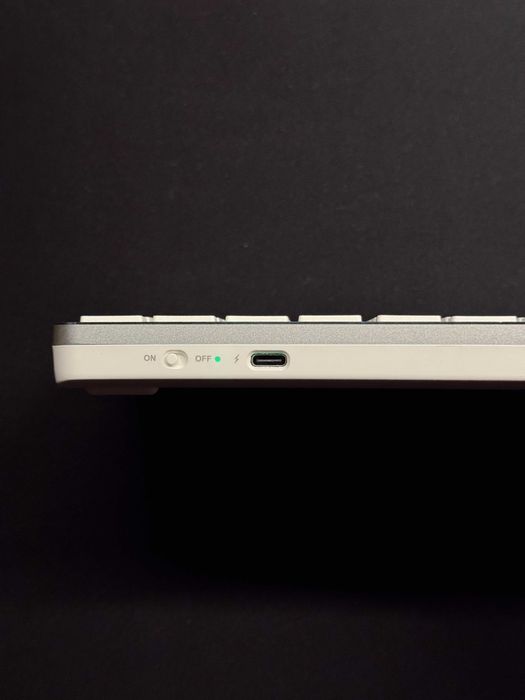 Klawiatura bezprzewodowa X-kom Alu Keys White (XK-130BT-W)