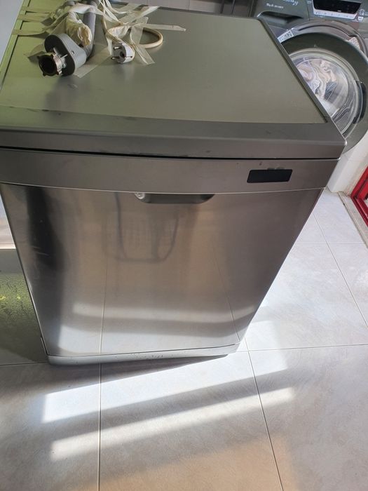 Vendo máquina de lavar Loiça