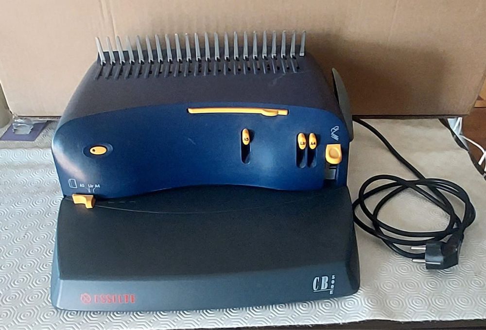 Encadernadora elétrica Esselte CB 500 E