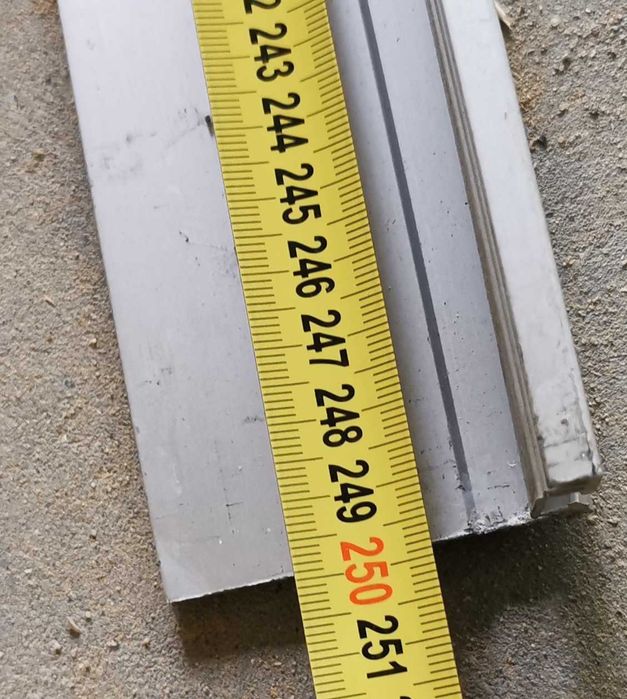 profil aluminiowy do bramy garażowej segmentowej