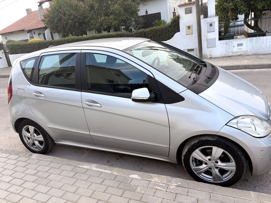 Mercedes-Benz Classe A A180 CDI Automático (2011)