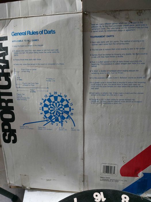 Jogo de dardos dos anos 80.