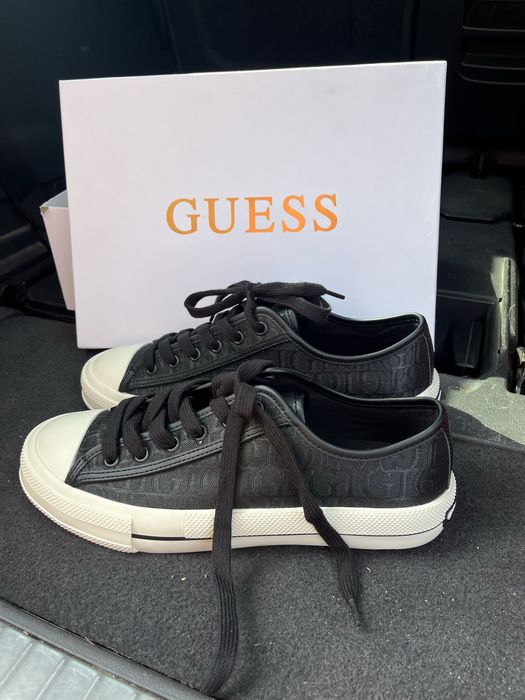 Кеди  жіночі guess