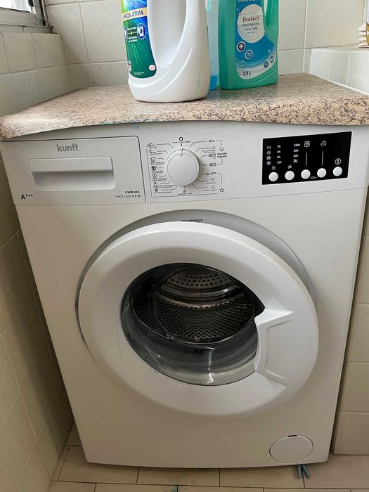 Máquina de lavar Kunft KWM3485 - com menos de 2 anos