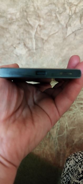 Смартфон  Sony Xperia (лот 2 шт)под восстановление