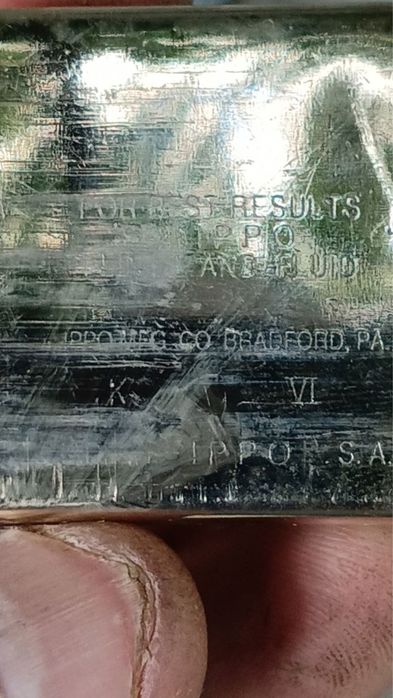 Зажигалкв зипо сша  оригинал кожаний чехол  рабочая