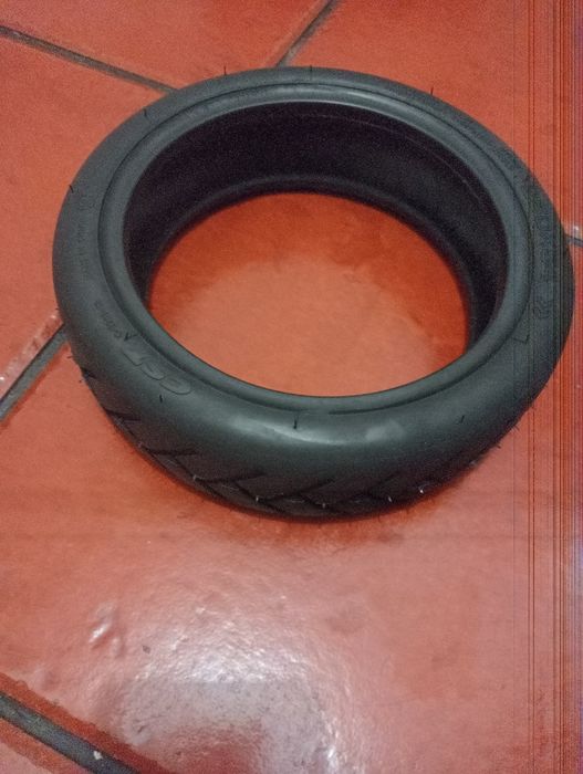 Pneu novo para trotinete elétrica (250x54)