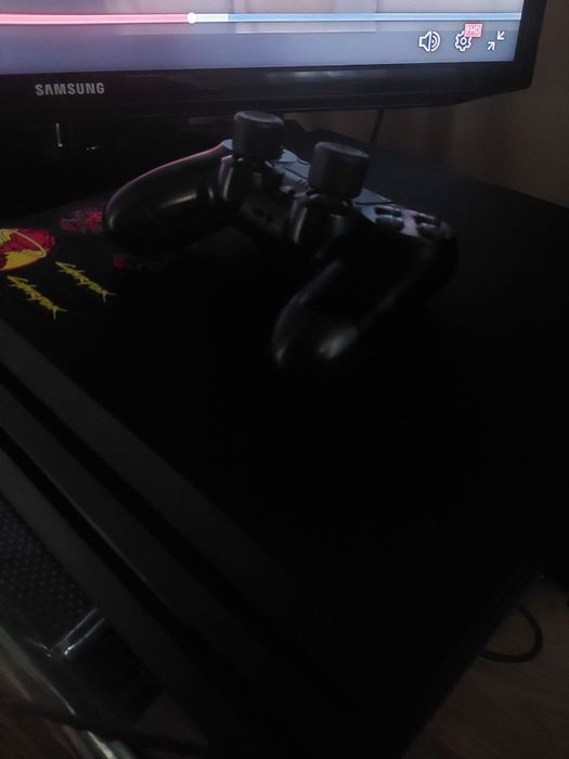 Ps 4 pro Stan Dobry