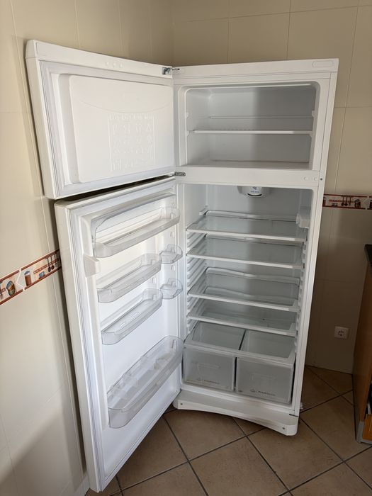 Frigorifico Indesit