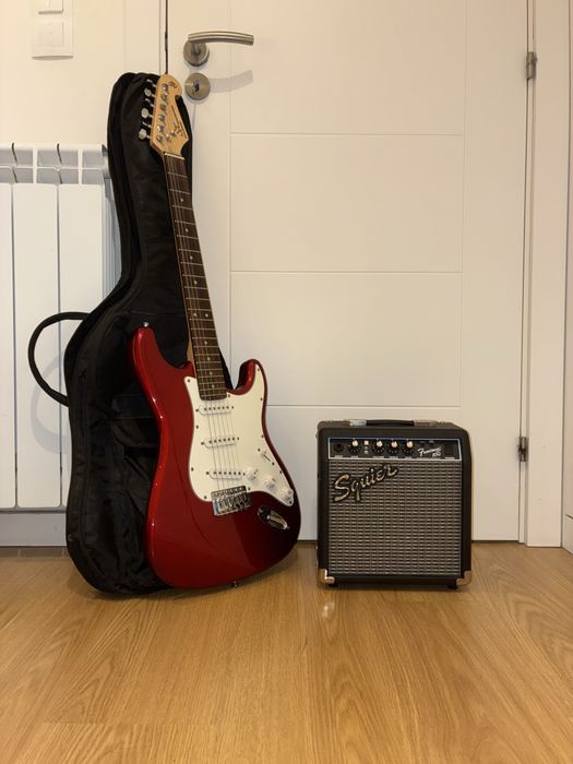 Guitarra elétrica e acessórios