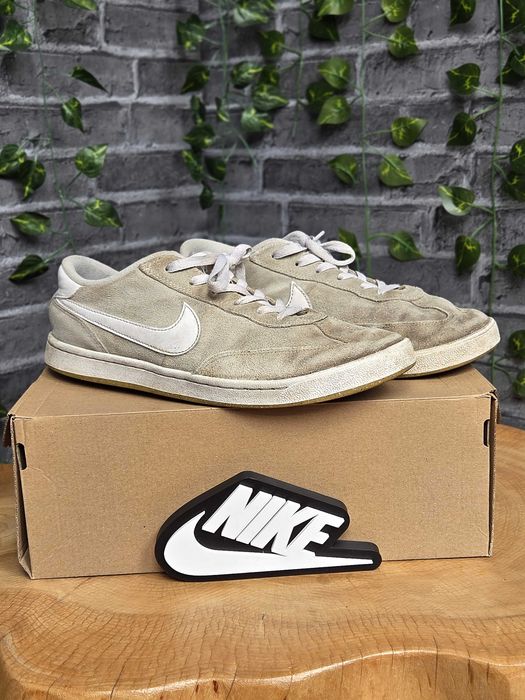 Nike SB Zoom Classic 45 sneakersy zamszowe beżowe 909096-111 skate shoes