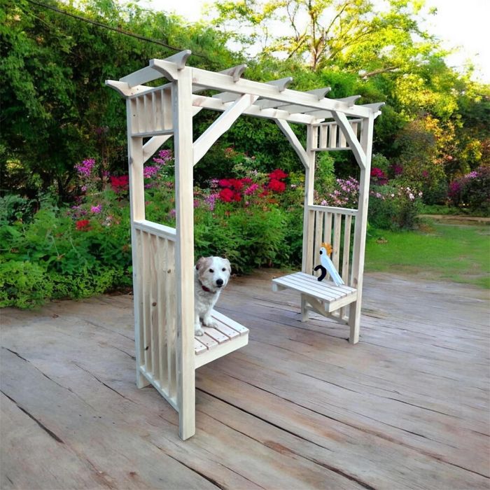 Pergola z ławeczką