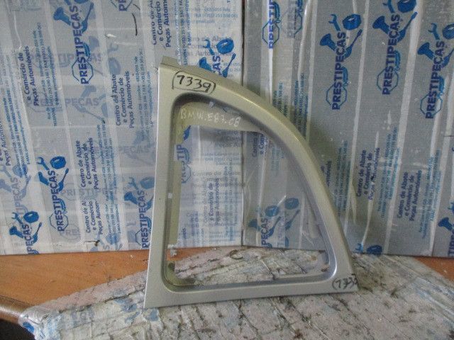 Moldura da consola central / rádio / aro BMW 1 (E87)