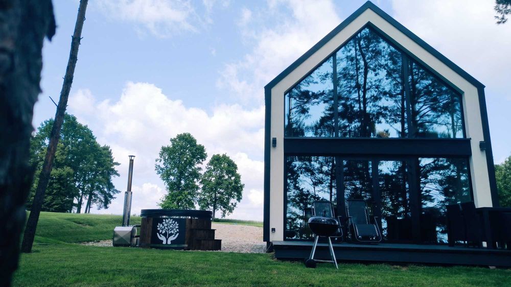 Domek z jacuzzi Wschód&Zachód