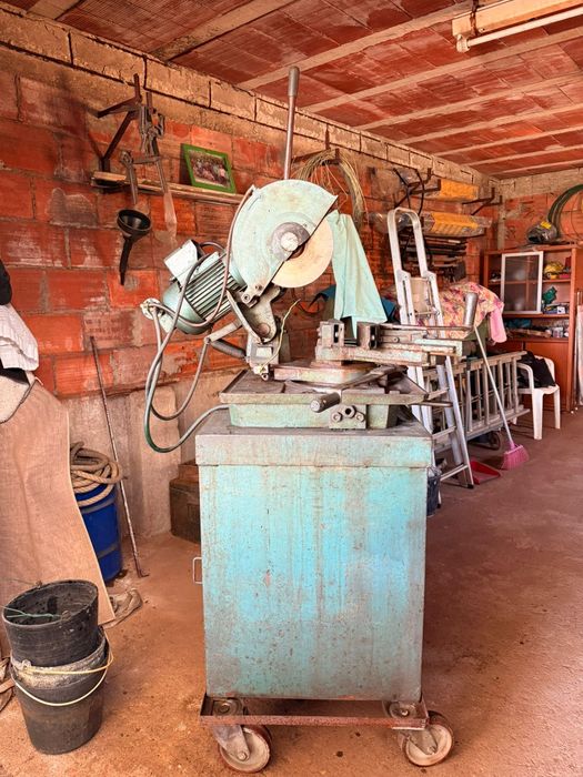 Maquina de corte de disco