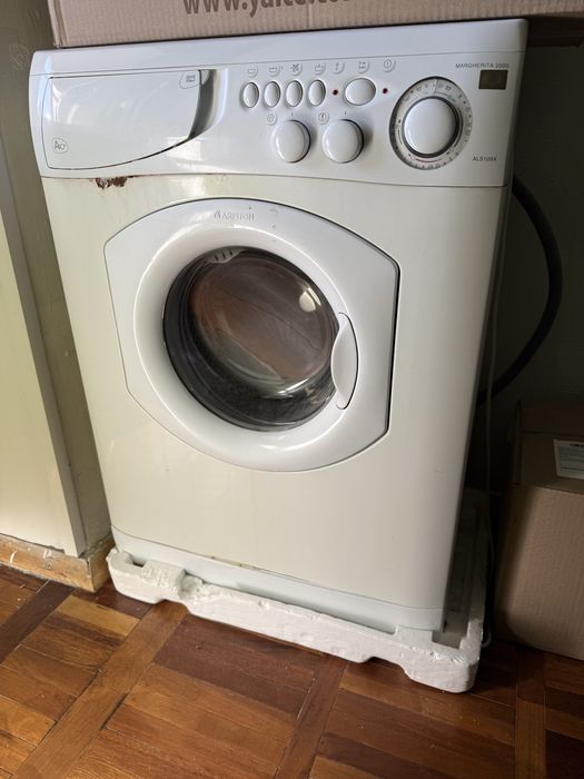 Пральна  машинка на запчастини, Ariston Margarita 2000, на запчастини