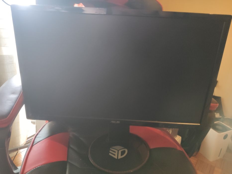 Monitor Gaming ASUS VG248QE 24" 144Hz 1ms (Com Caixa e Cabos)