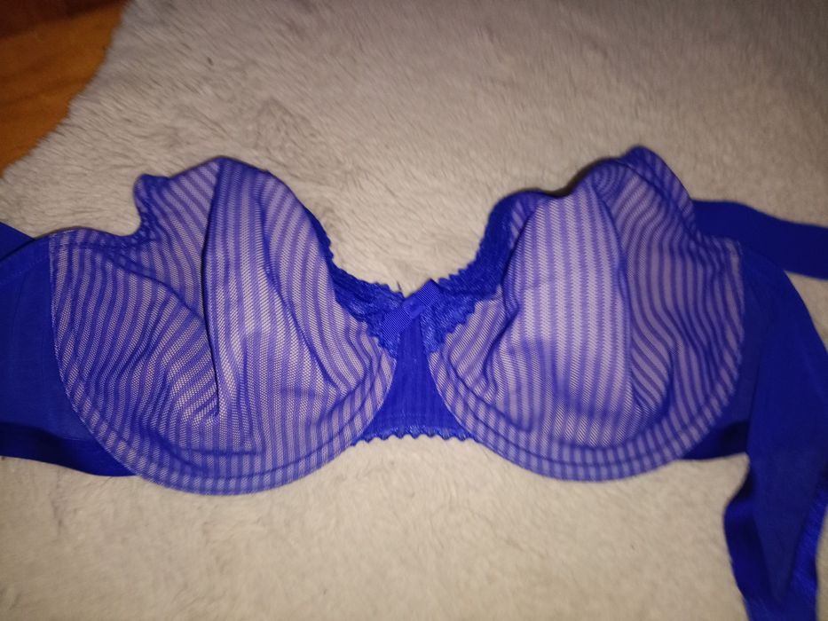 Triumph biustonosz damski 85 d