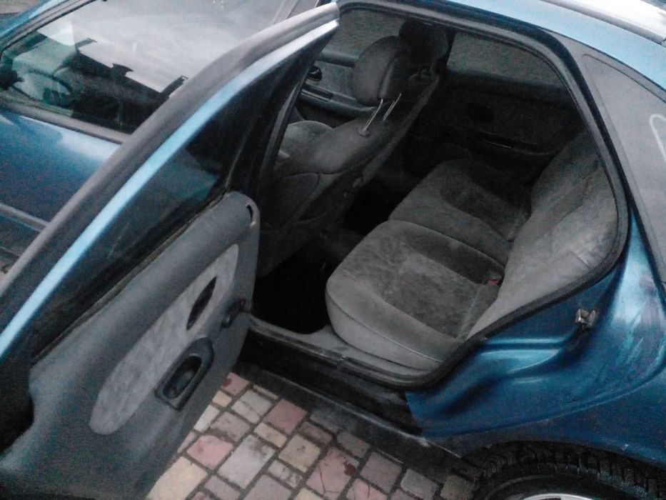 Renault laguna 1