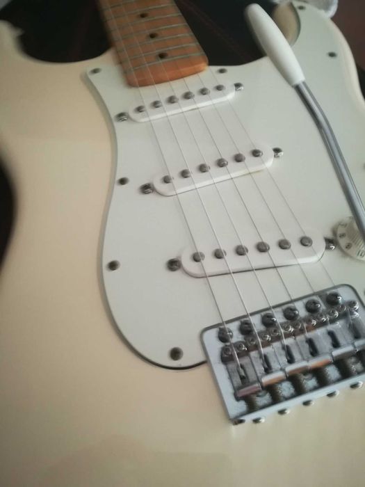 Fender Stratocaster Guitar Mexicano,