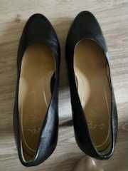 czółenka czarne skóra - firma  Ara, r. 38