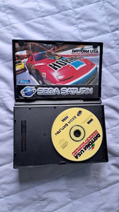 Segasaturn+2 comandos+5jogos