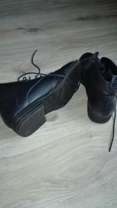 Granatowe botki rozm 37