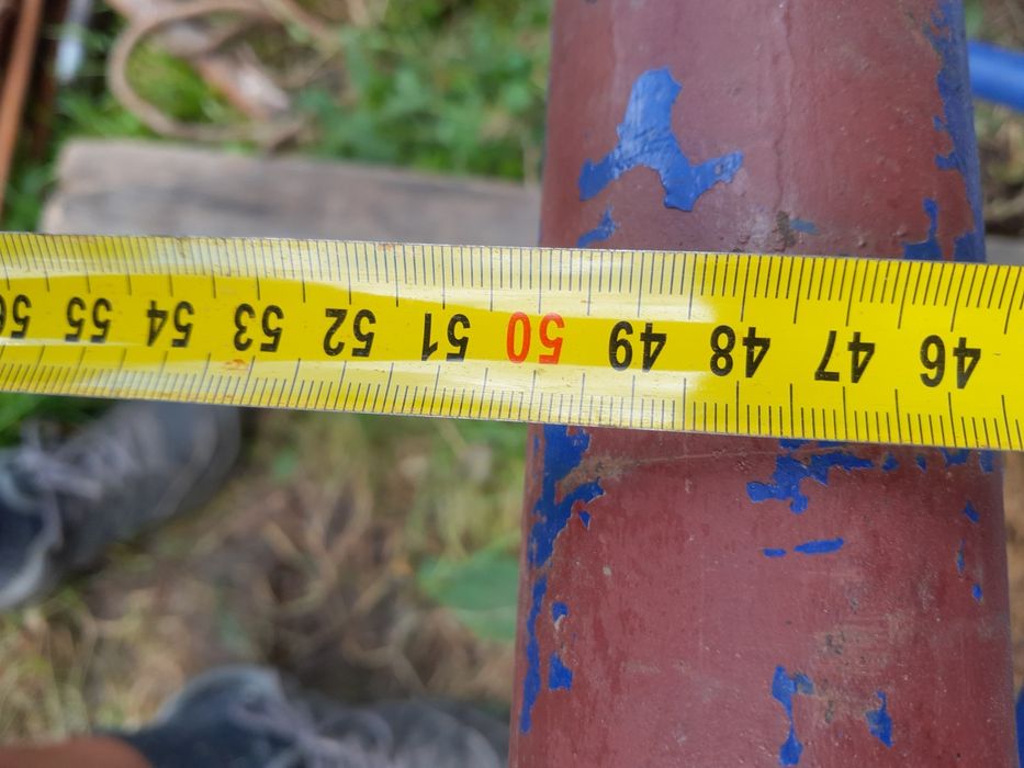 Słup reklamowy 3.5 metra.