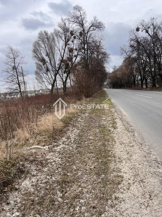 Продаж земельної ділянки фасад 2 га с.Гнідин