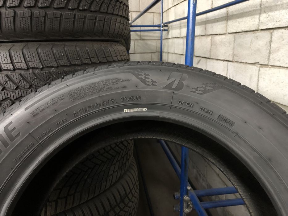 Літні шини 215/60 R17 BRIDGESTONE