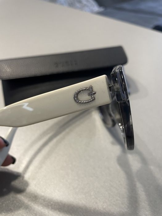 Окуляри Guess сонцезахисні