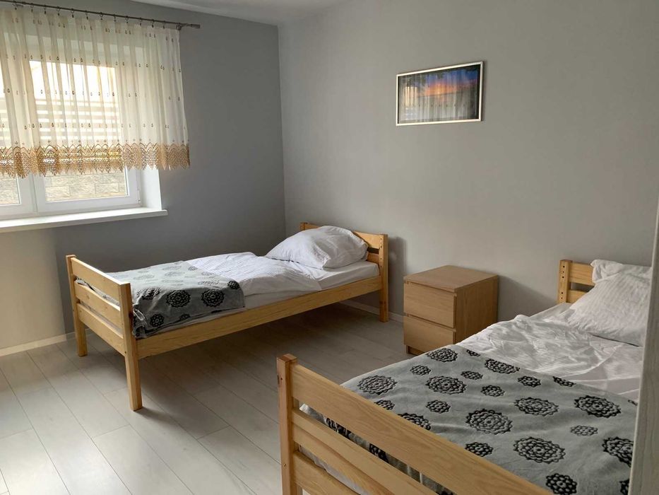 NOCLEGI bardzo  WYSOKI standard