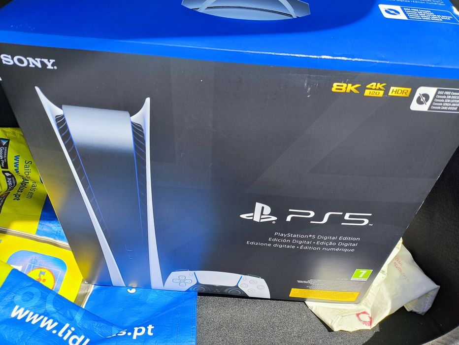 Ps5 digital com 2 comandos