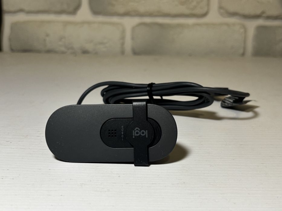 Веб-камера  Logitech Brio 105 Full HD (1080р) - Graphite