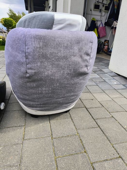 Fotelik z bazą Maxi Cosi Pearl 2way