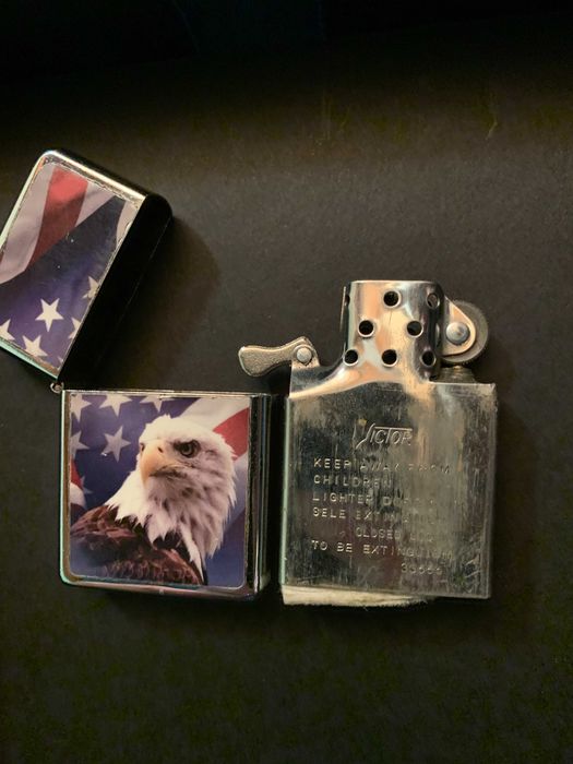 Зажигалка Victor