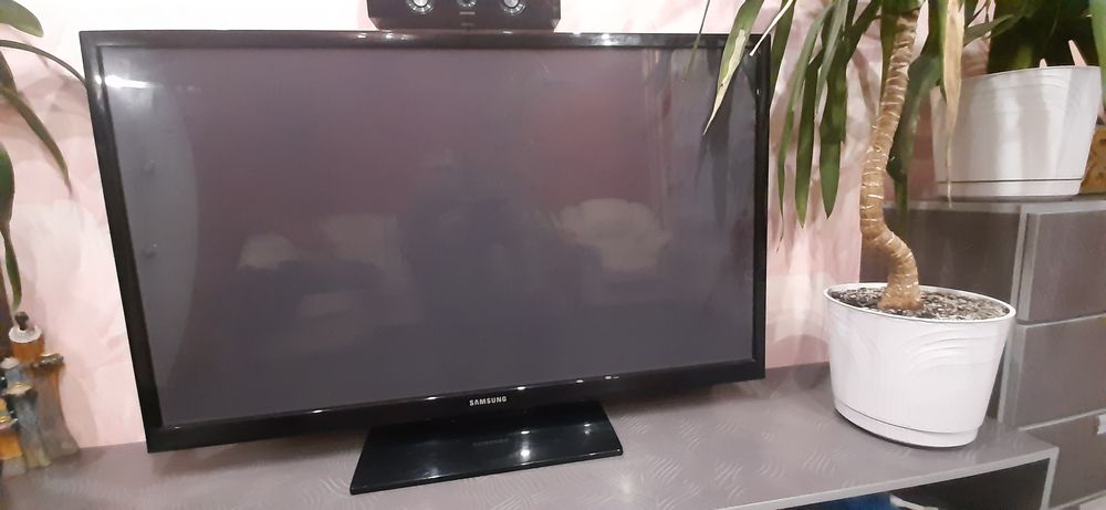 Плазма Samsung PS 51