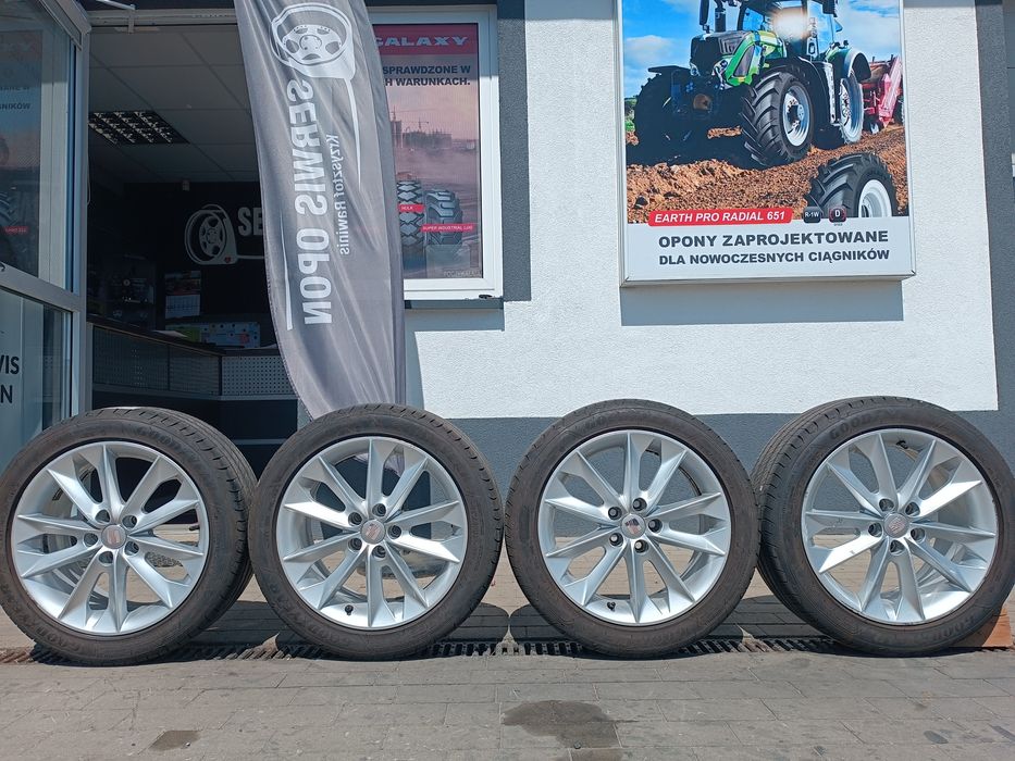 Koła na felgach aluminiowych 5x100 ET43 16" opony letnie  215/45R16 Seat Skoda Polo