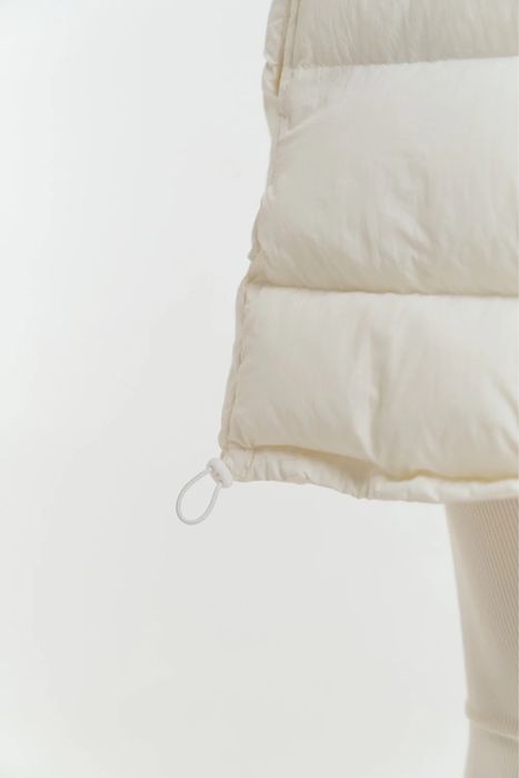 Пуховик Skripka "Fluff" mini молочний М/L новий з біркою