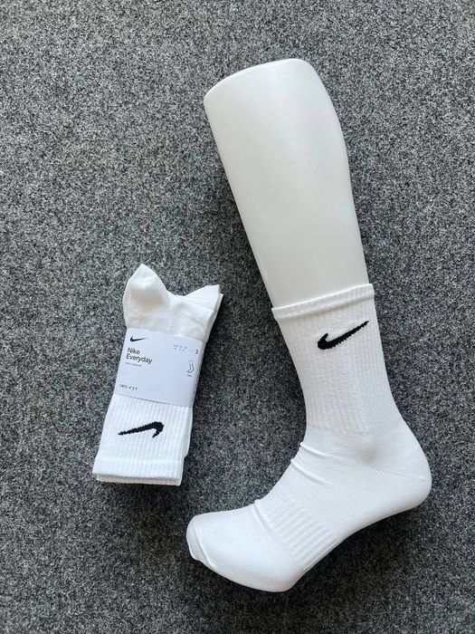 Nike Wysokie białe Skarpetky 3 pak