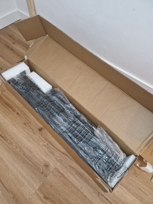 Cama de Casal ainda na caixa