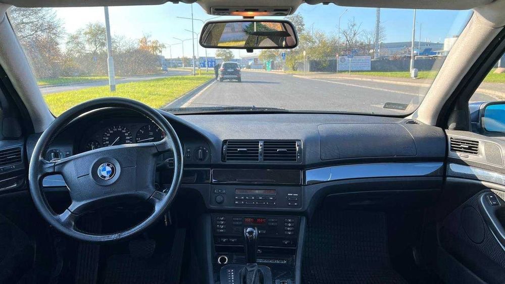 BMW E39 • 2000 • Automat • 2.5d