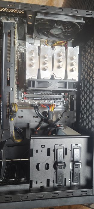 Komputer stacjonarny