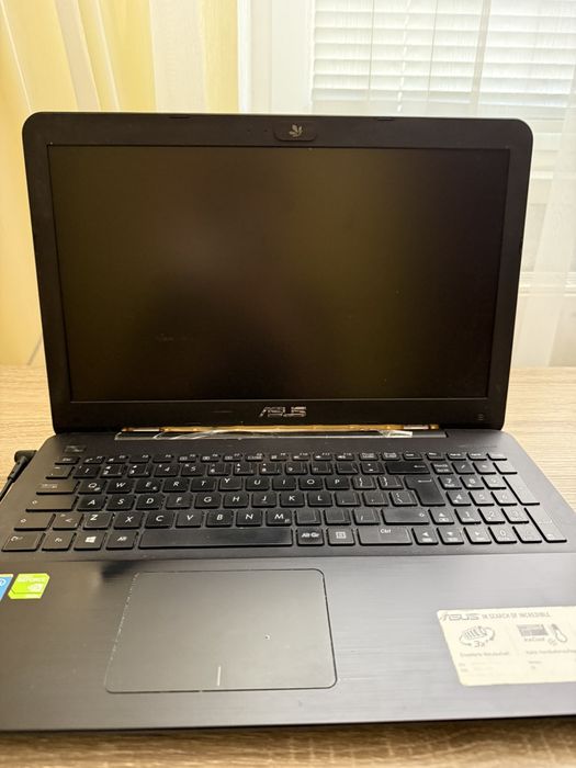 Asus f555l i7 gf940m ssd256